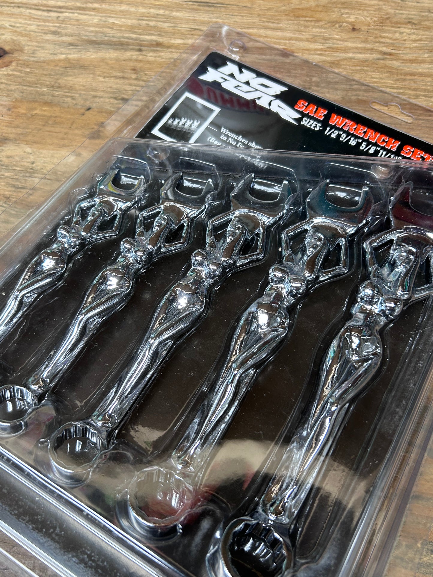 Vintage - Sexy Pin-up Wrenches [NEW OLD STOCK]
